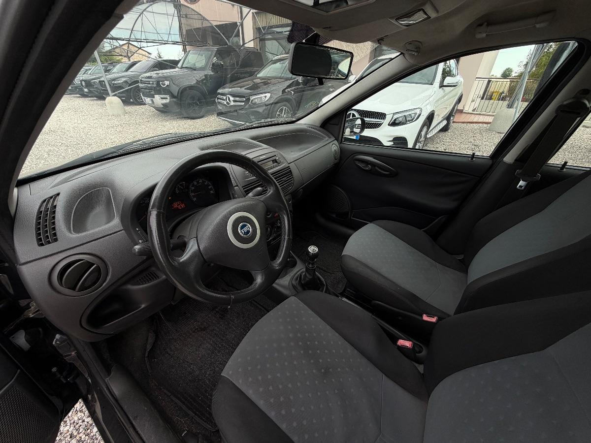 Fiat Punto 1.2 Active 5p
