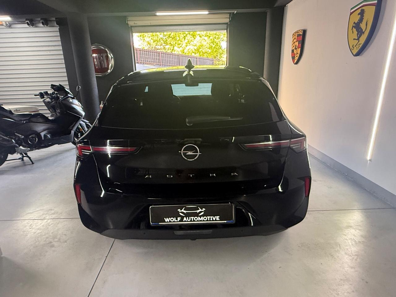 Opel Astra 1.2 Turbo 130 CV Edition