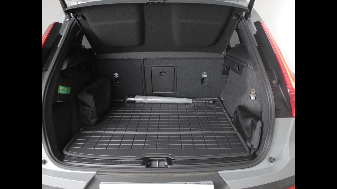 VOLVO XC40 Core T2 AUT