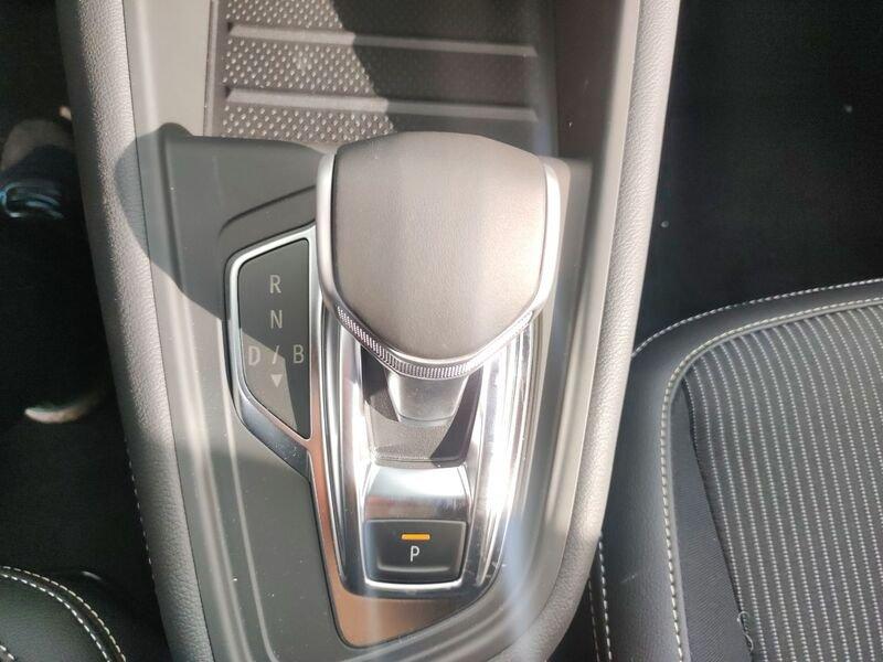 Renault Captur NUOVO E-Tech enginereed Plug-In hybrid 160