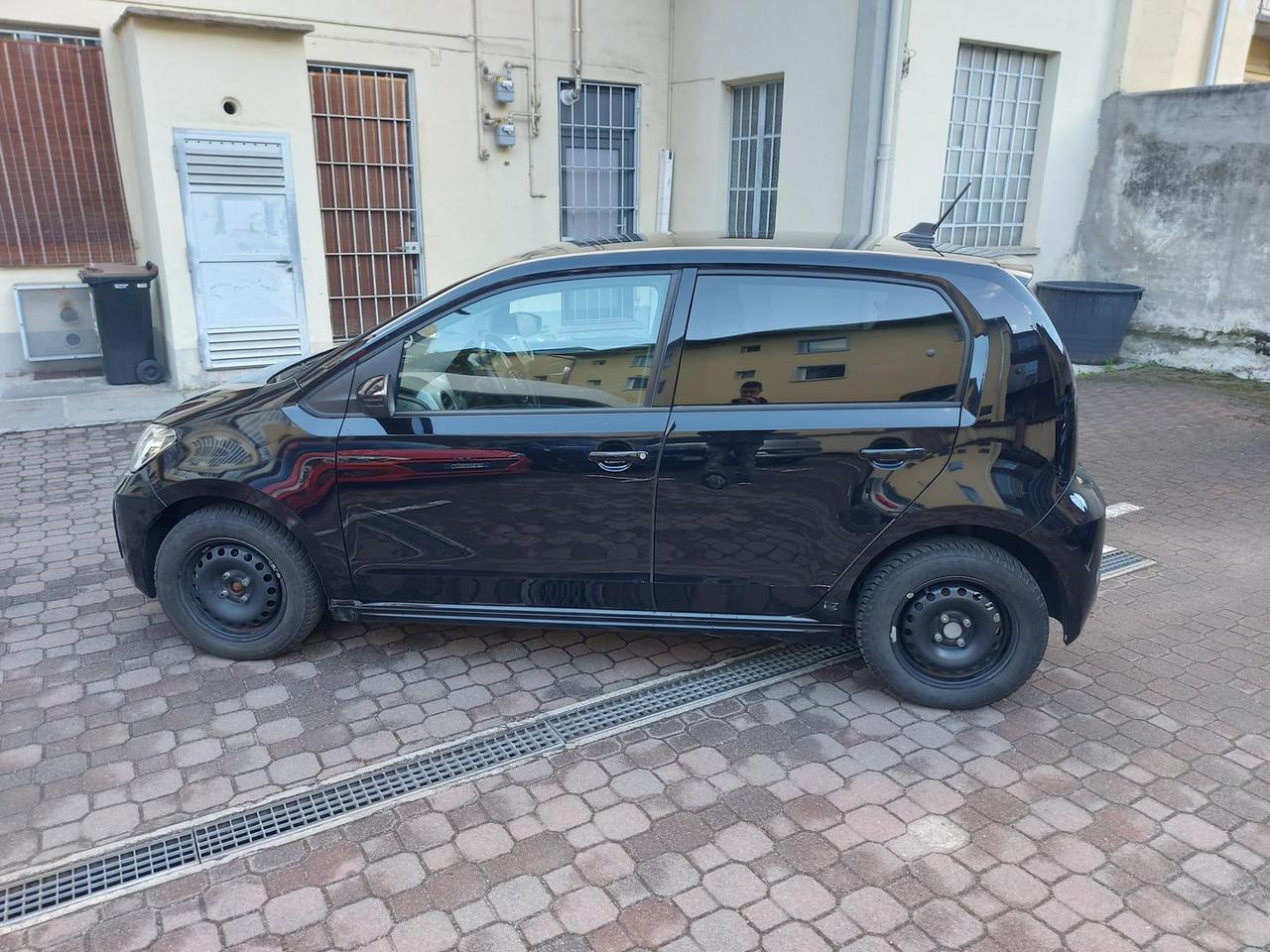 Volkswagen up! Move up! e-up! elettrica neopatentati