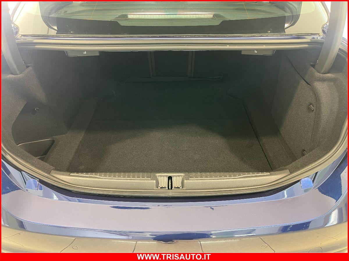 ALFA ROMEO Giulia 2.2 TD AT8 Super IVATA (FARI BIXENO+NAVI)