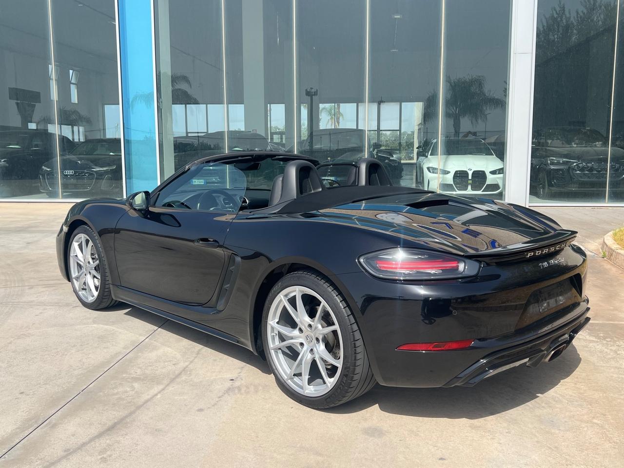 Porsche Boxster 718 2.0 300CV pdk sport design