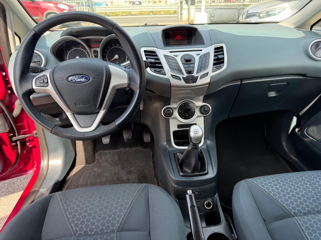 Ford Fiesta 1.4 5 porte Bz.- GPL Titanium