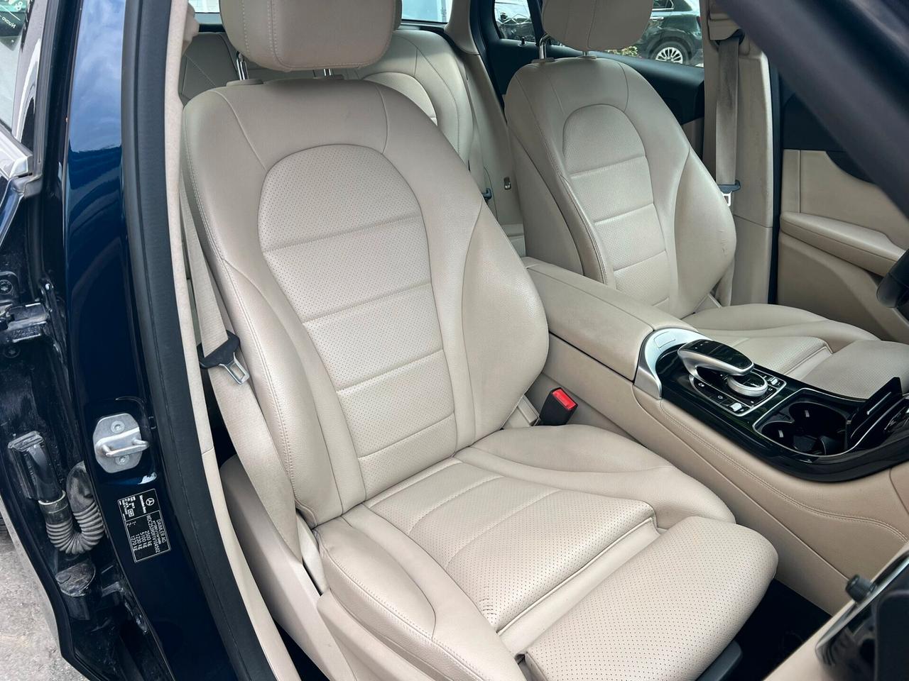 MERCEDES GLC 250 D 4MATIC SPORT