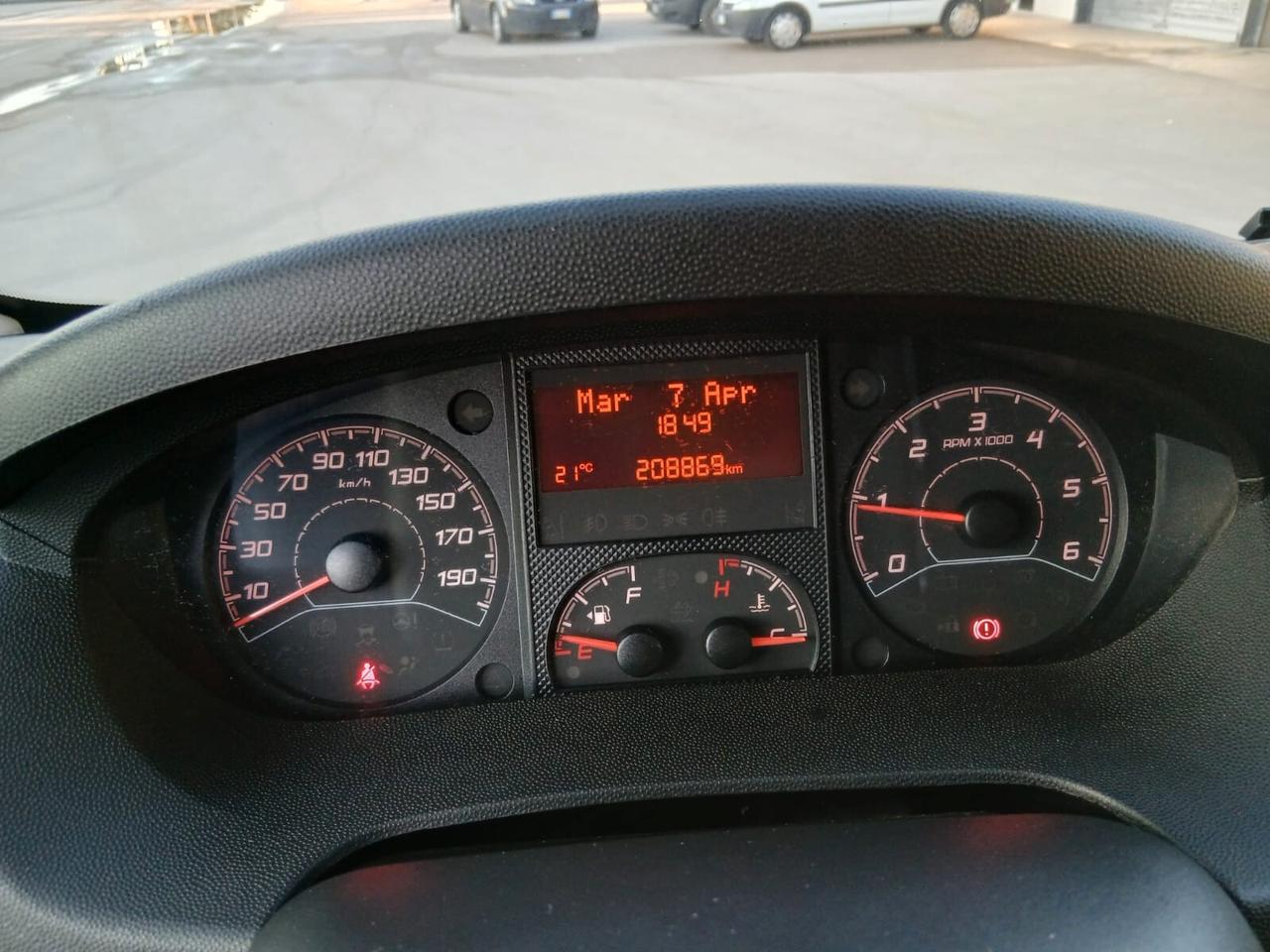 PEUGEOT BOXER 2.2 BLUEHDI 120 S&S PC-TN