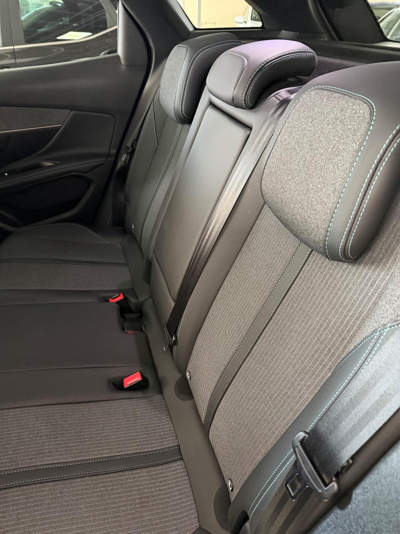 Peugeot 3008 BlueHDi 130 S&S Allure Pack 2022 KM85.000