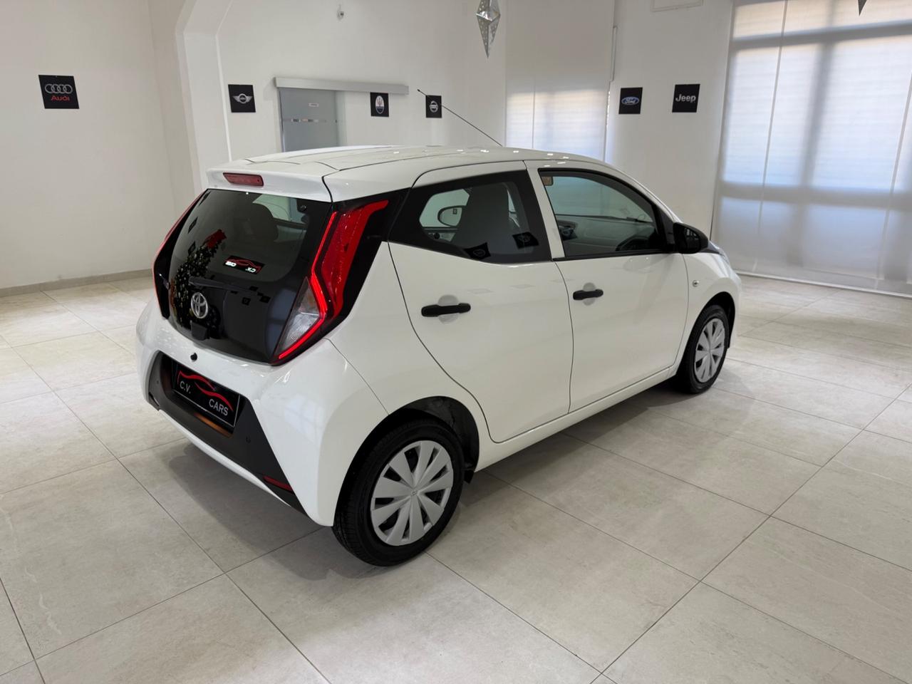 TOYOTA AYGO CONNECT 1.0 VVT-I 72 CV 5 PORTE X-COOL