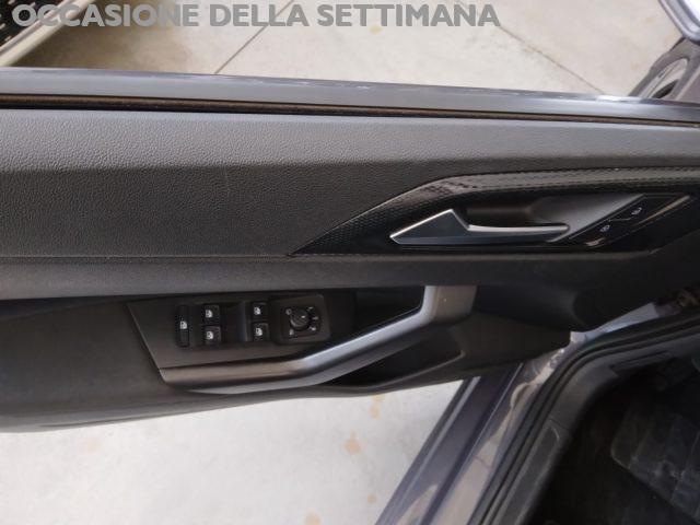 VOLKSWAGEN Polo 1.0 TSI DSG Life