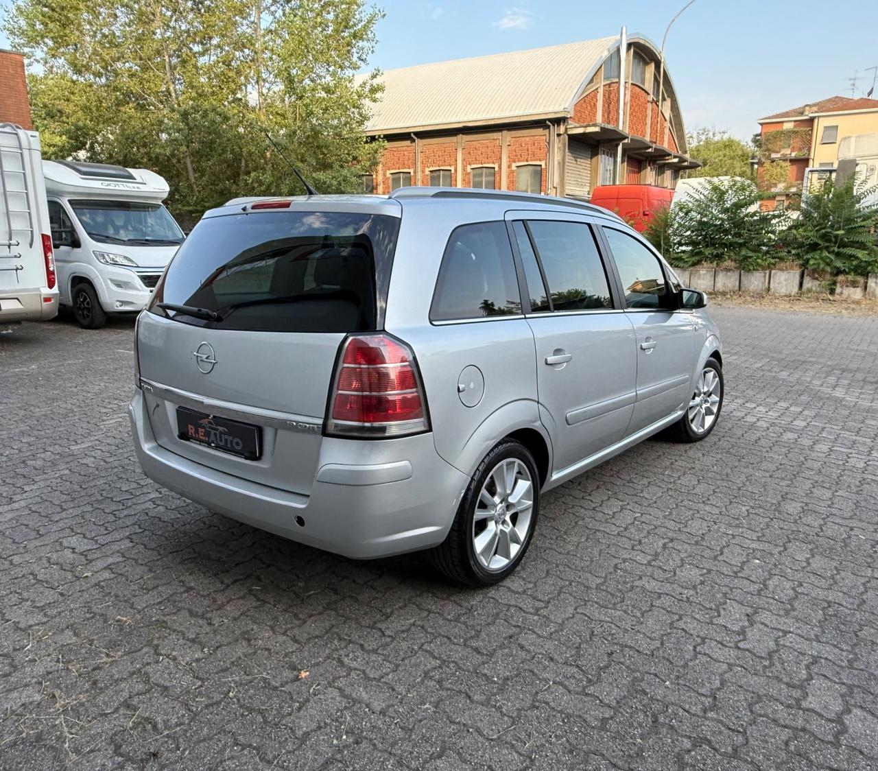 Opel Zafira 1.9 CDTI 120CV Enjoy