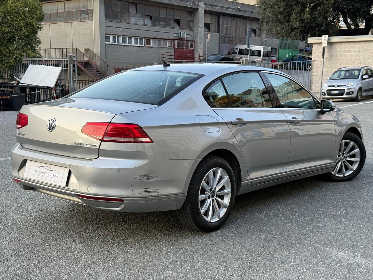 VOLKSWAGEN PASSAT BERLINA 2.0 tdi HIGHLINE EURO 6