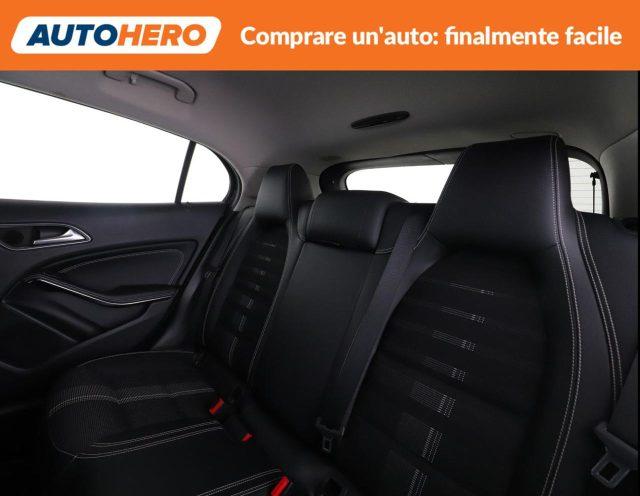MERCEDES-BENZ GLA 180 Sport
