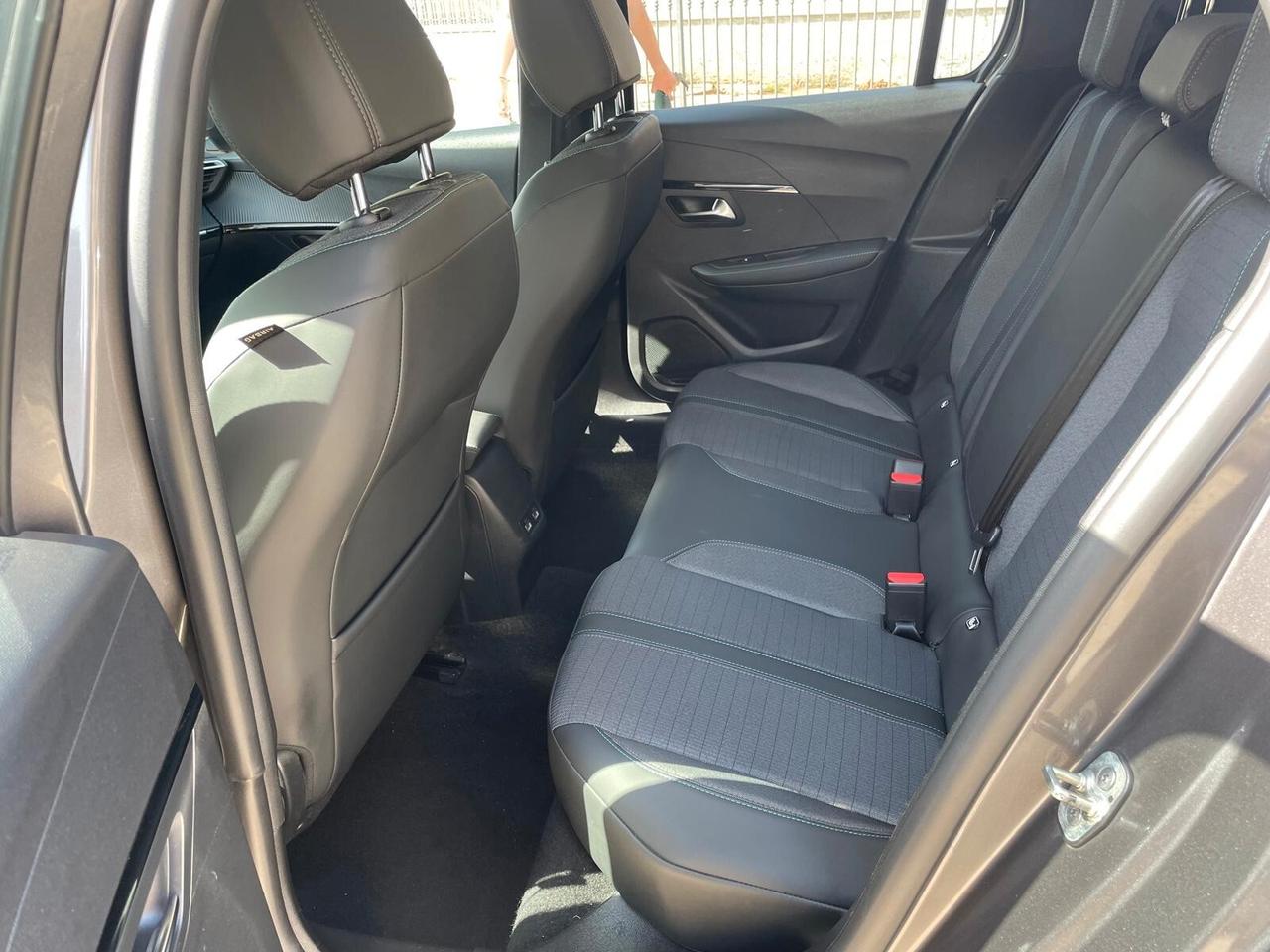 Peugeot 208 PureTech 100 Stop&Start 5 porte Allure