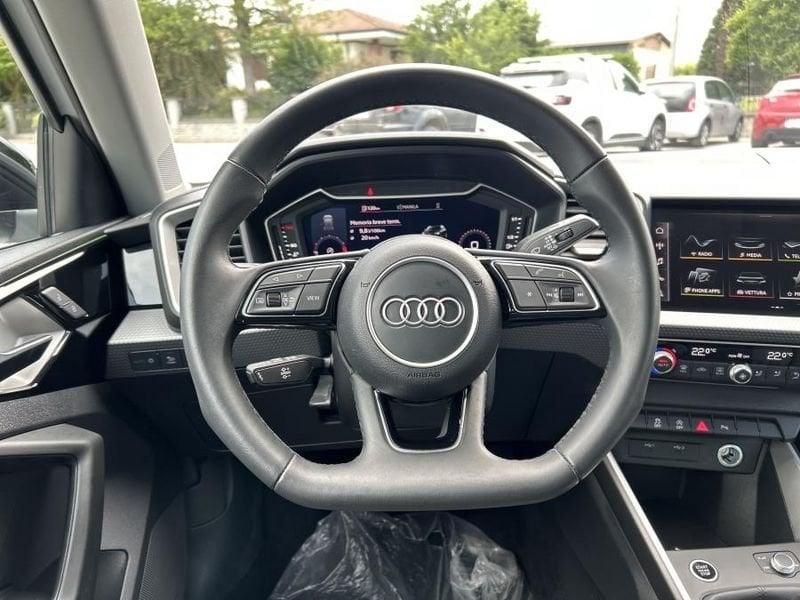 Audi A1 SPB 30 TFSI S Line Edition CAMERA+FULL LED+17"