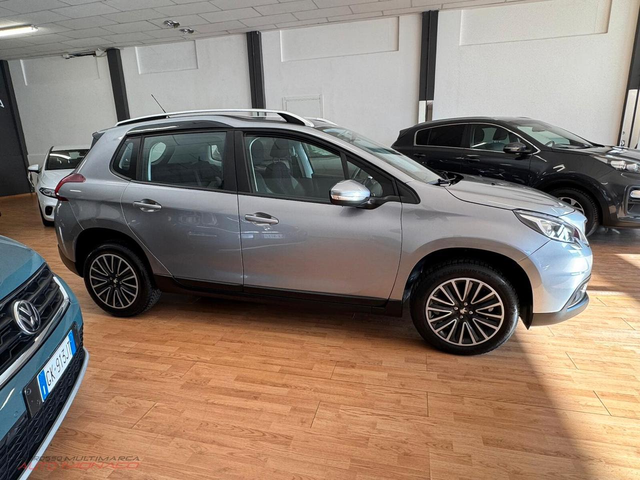 Peugeot 2008 BlueHDi 100cv Business 2019