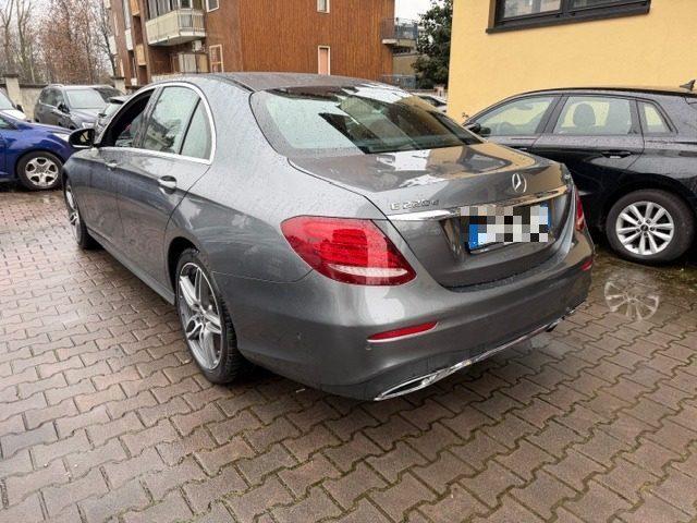 MERCEDES-BENZ E 220 d 4Matic Auto Premium Plus