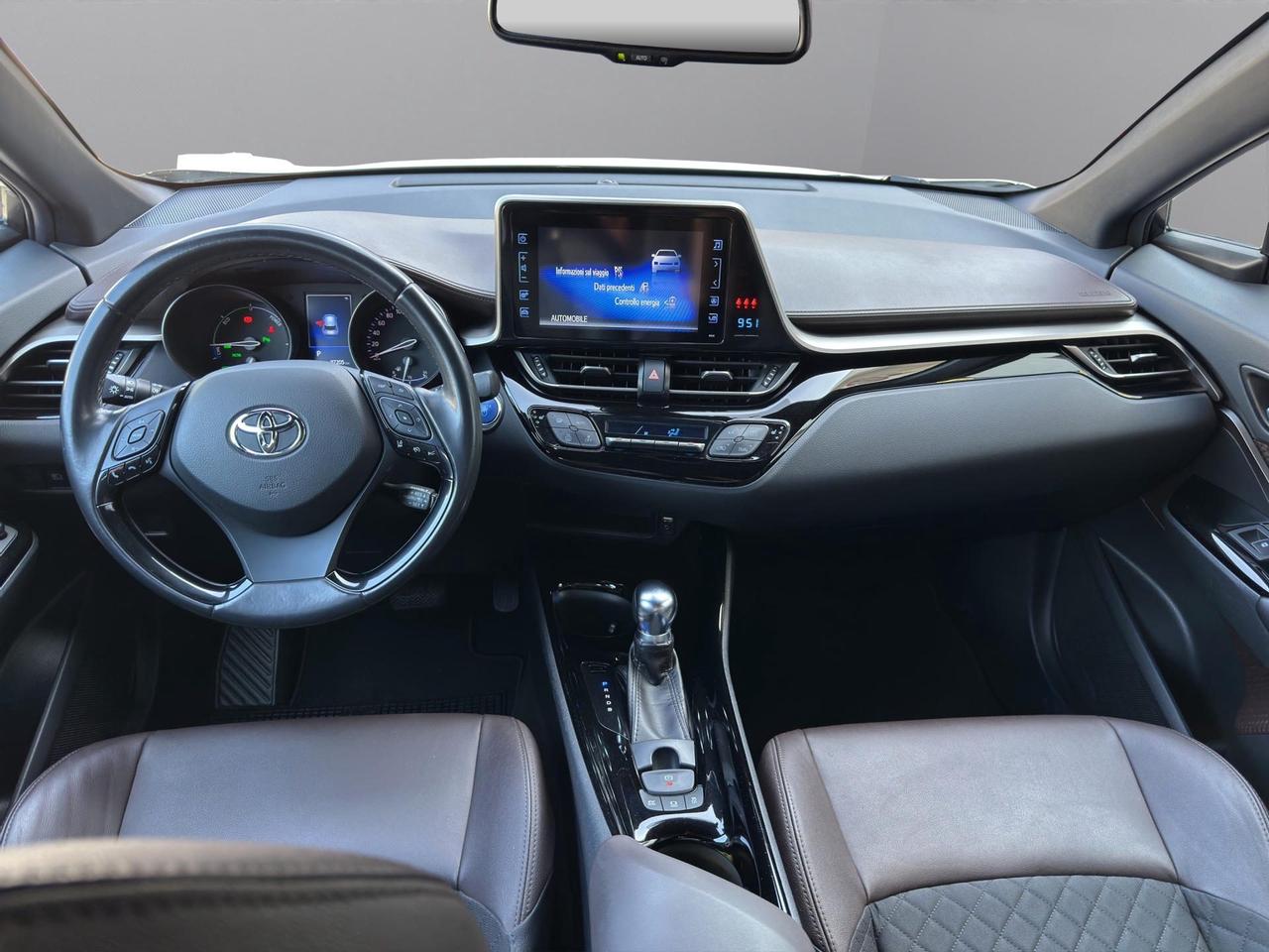 Toyota C-HR 1.8h Lounge 2wd e-cvt my18