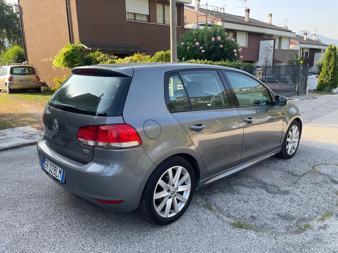 Golf 1.6 TDI DPF 5p. Highline
