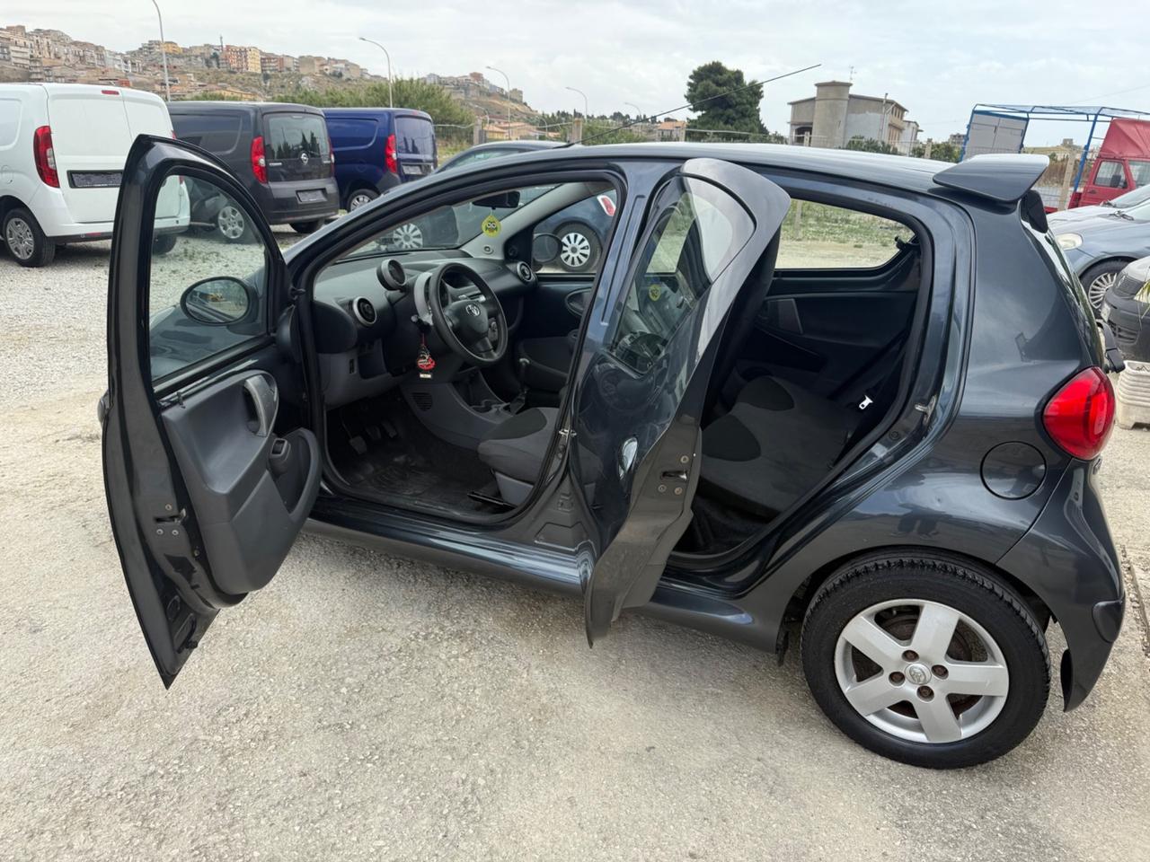Toyota Aygo 1.0 12V VVT-i 5 porte