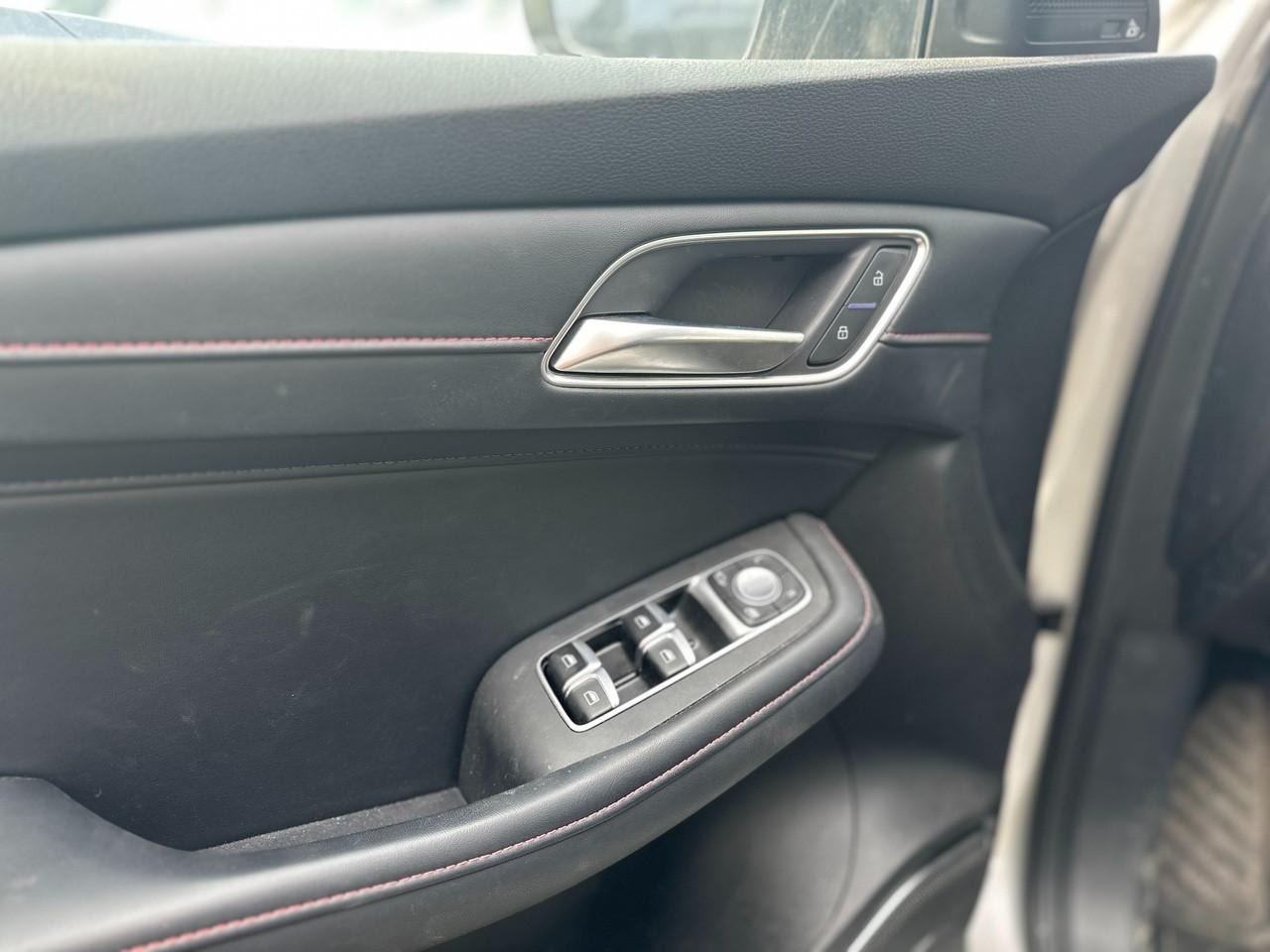 MG HS I - HS 1.5 t Luxury