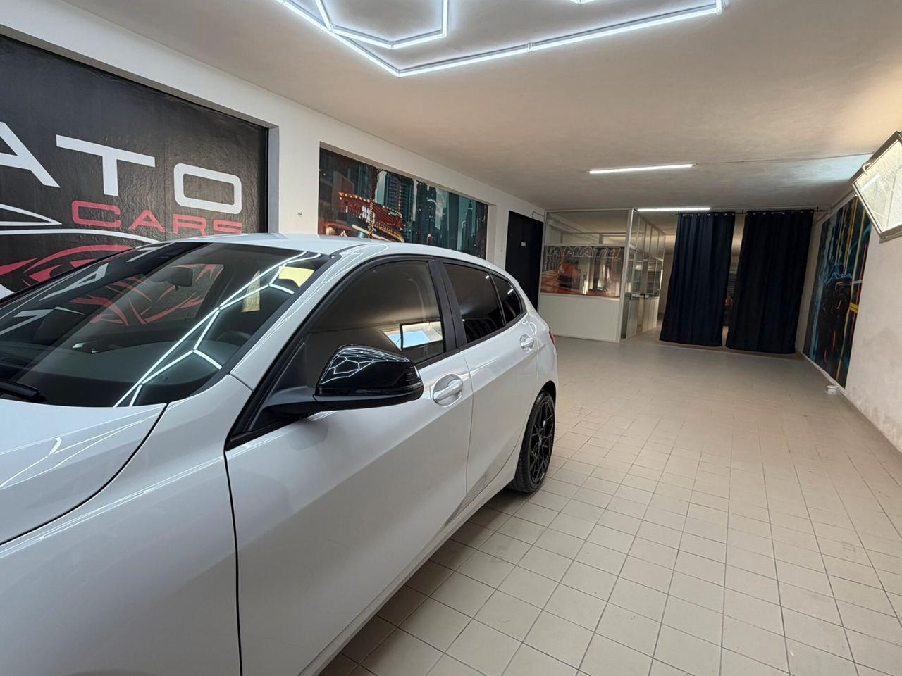 Bmw 116 116d 5p. Advantage