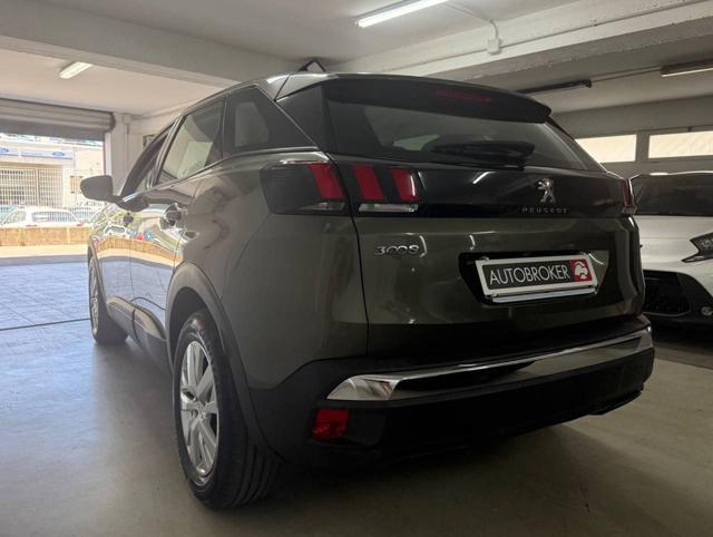 PEUGEOT 3008 BlueHDi 130 S&S EAT8 Business
