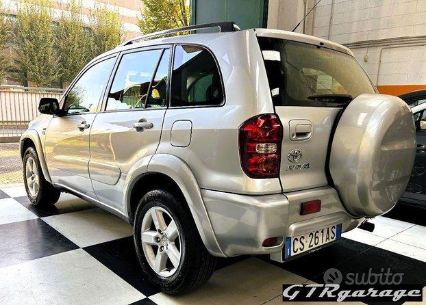 TOYOTA - RAV4 - 2.0 16V 5 porte Sol