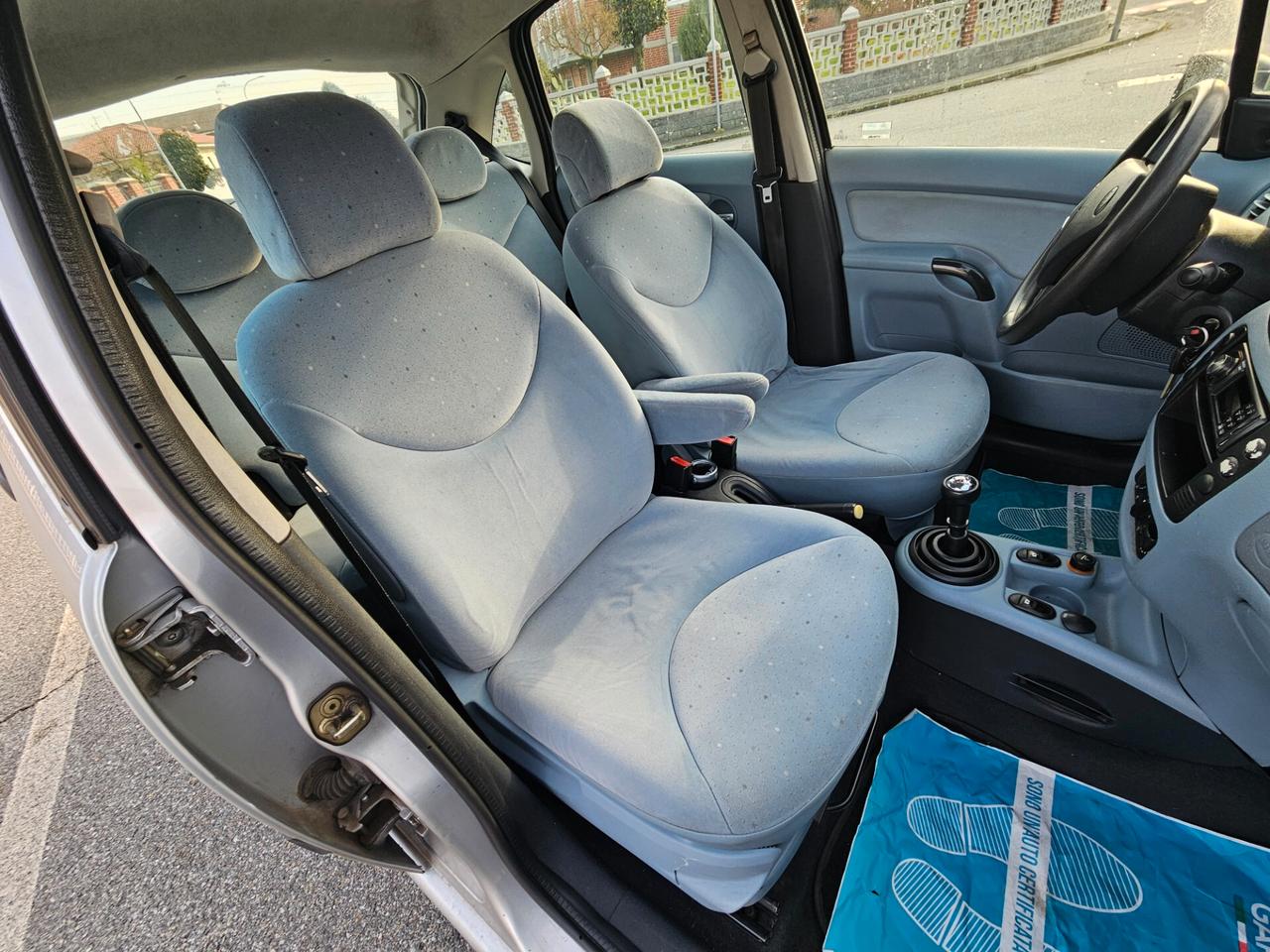 Citroen C3 1..1 benzina 5porte neopatentati