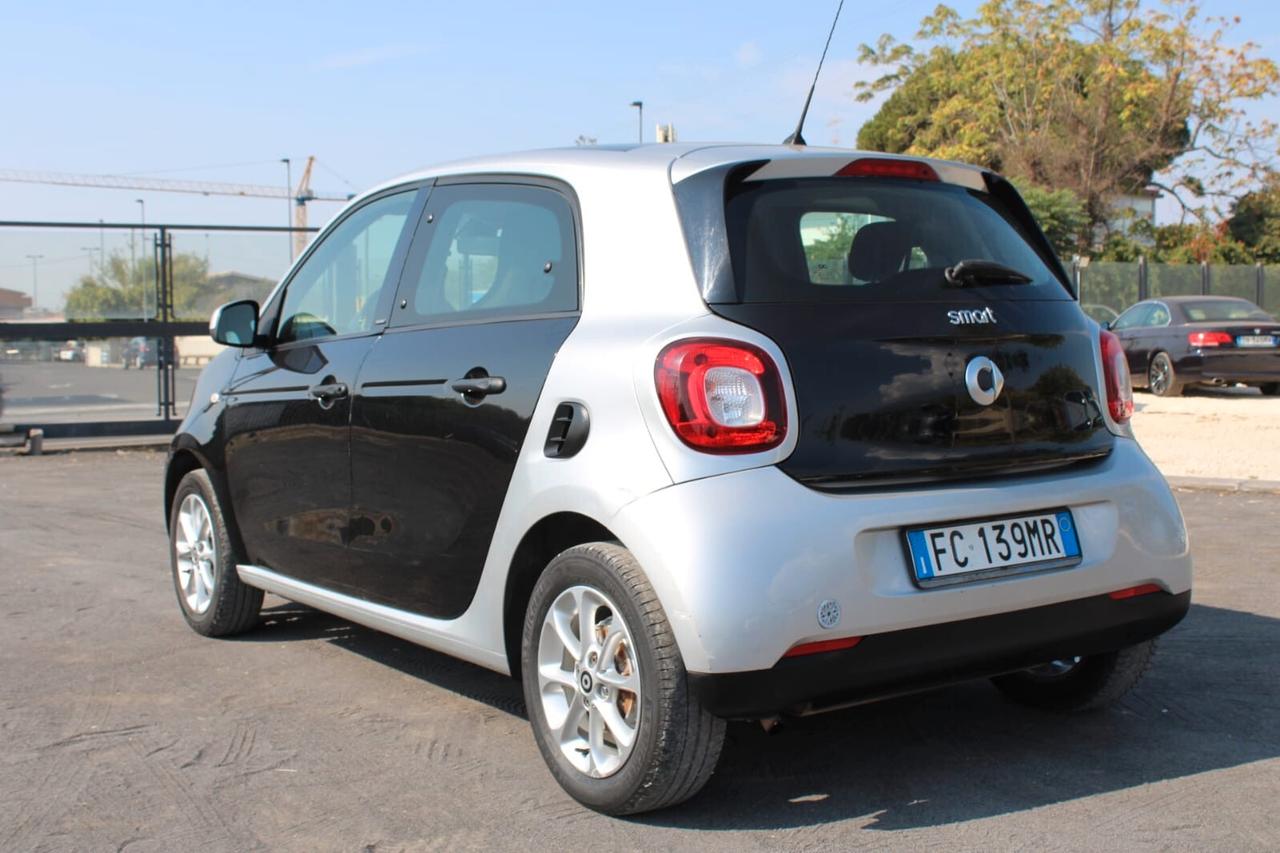 Smart ForFour 70 1.0 Youngster