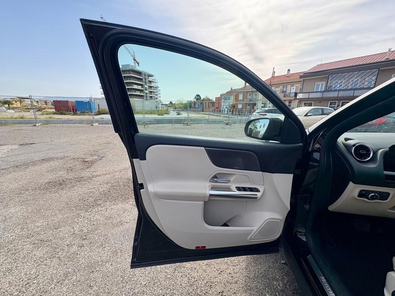 Mercedes-Benz GLA 180 Advanced Plus #10643