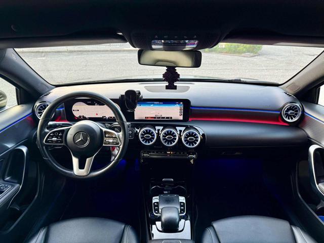 MERCEDES-BENZ A 180 d Automatic Business Extra