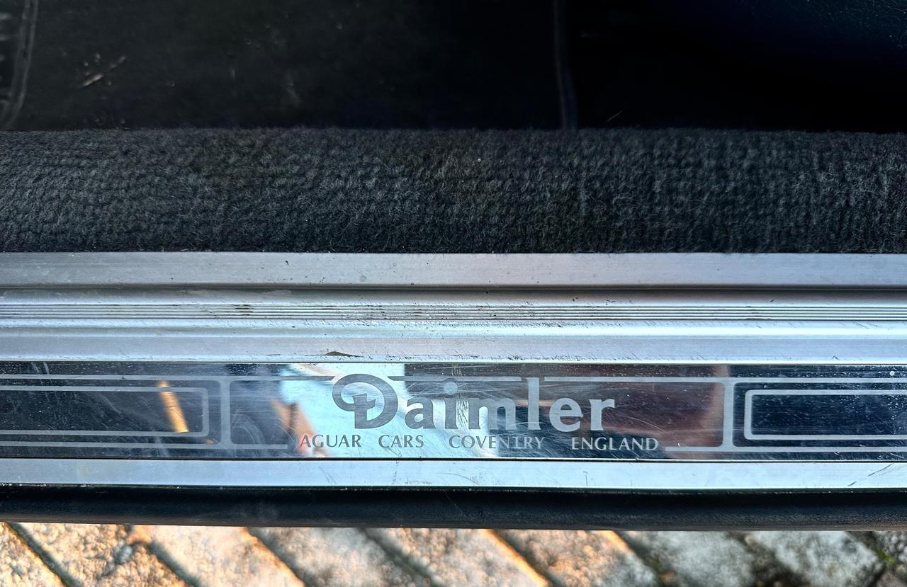 Jaguar XJ DKALH4 Daimler 3.6 6 cilindri 212 cv