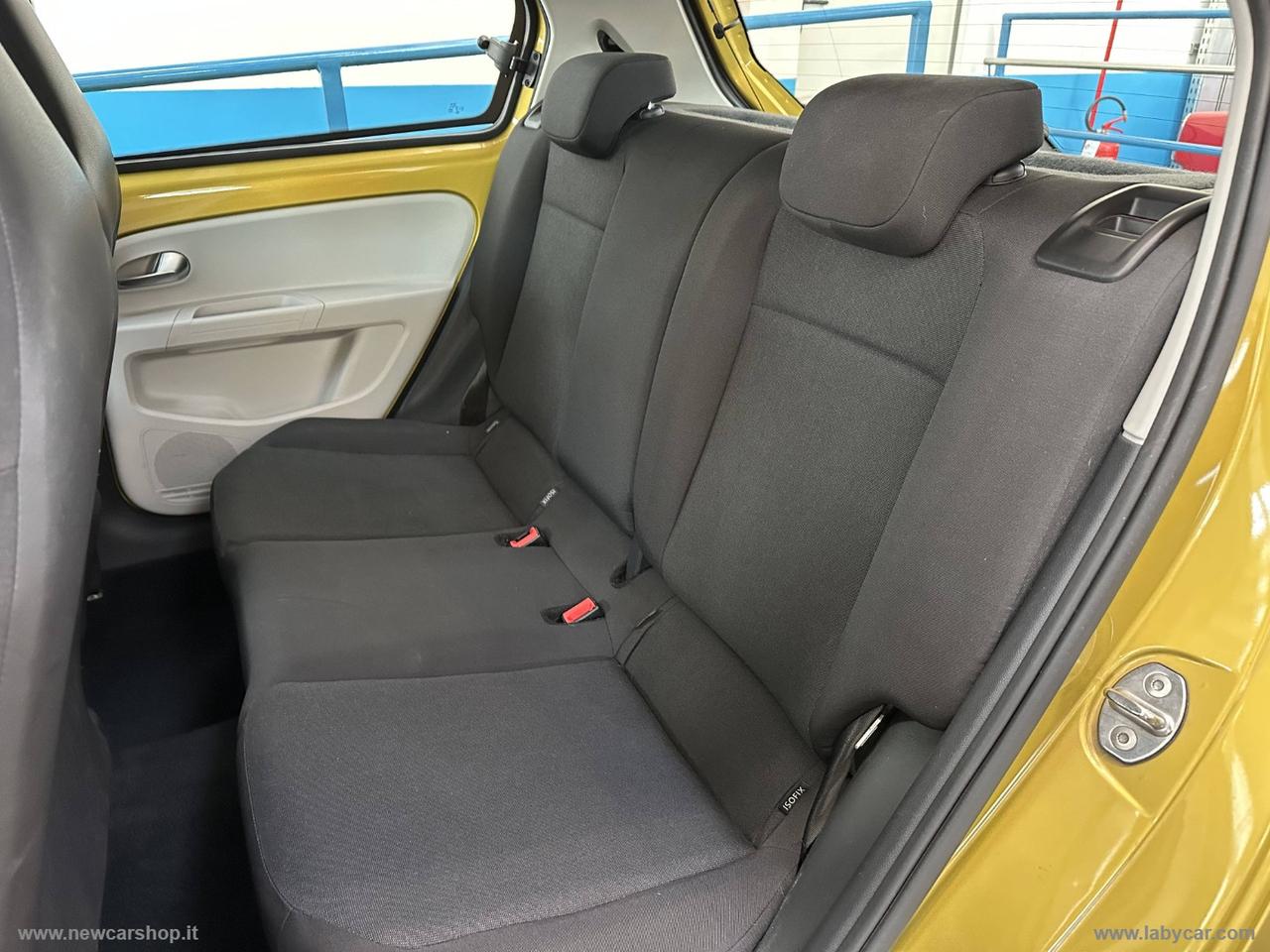 VOLKSWAGEN 1.0 5p. move up! NEOPATENTATI