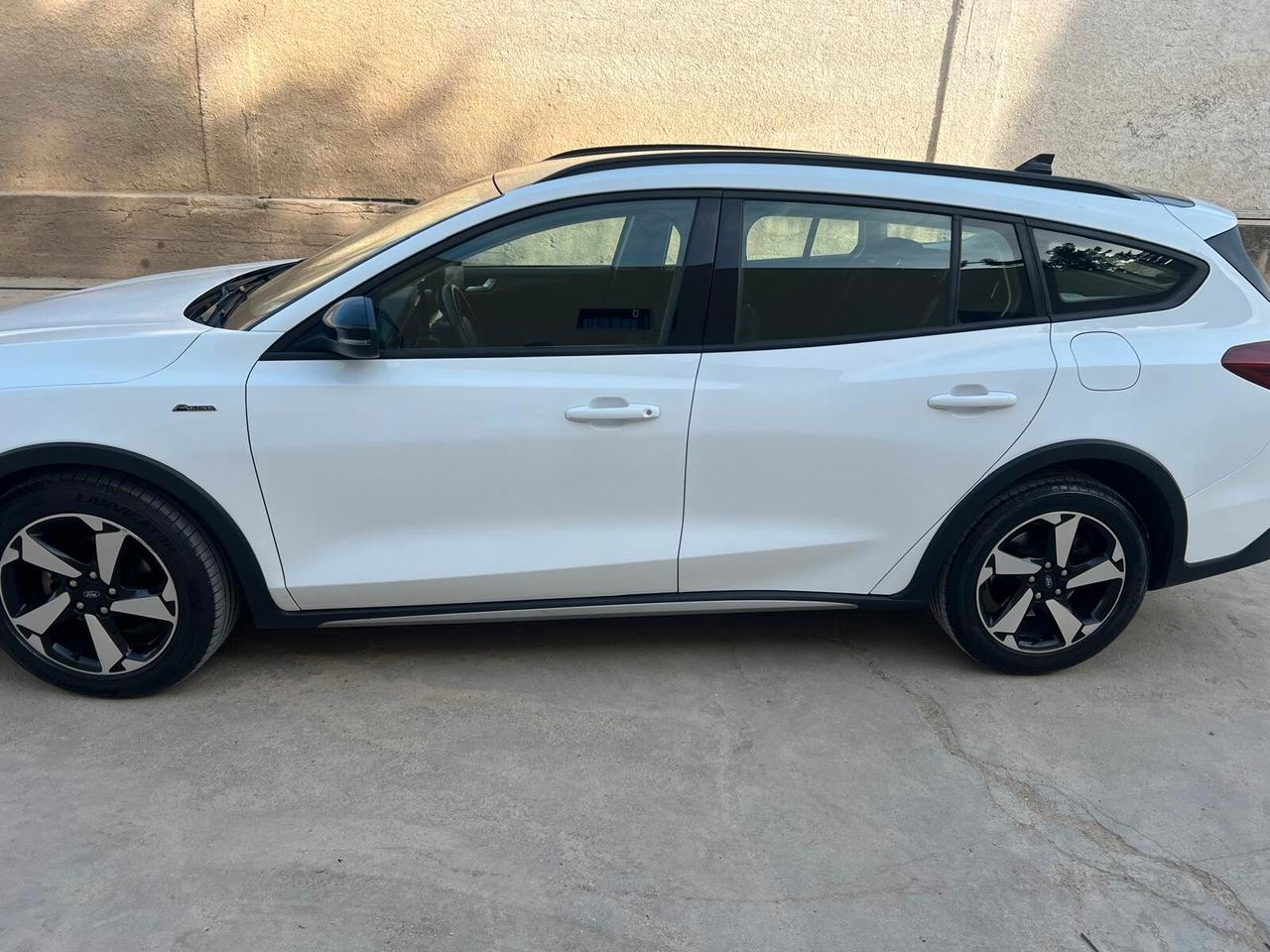 Ford Focus 1.5 EcoBlue 120 CV aut. SW ST-Line Design