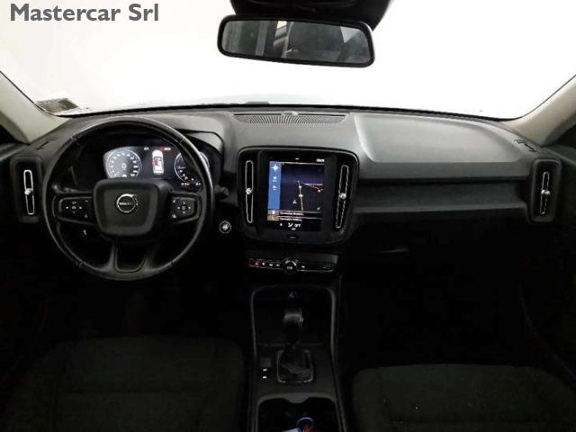 VOLVO XC40 2.0 d3 150cv Business targa - FY440KH