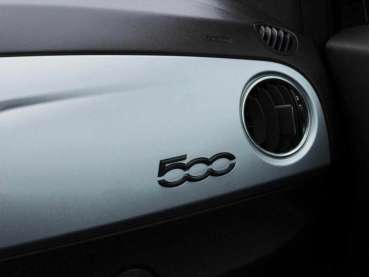 Fiat 500 1.0 Hybrid Connect 70CV IVA ESPOSTA