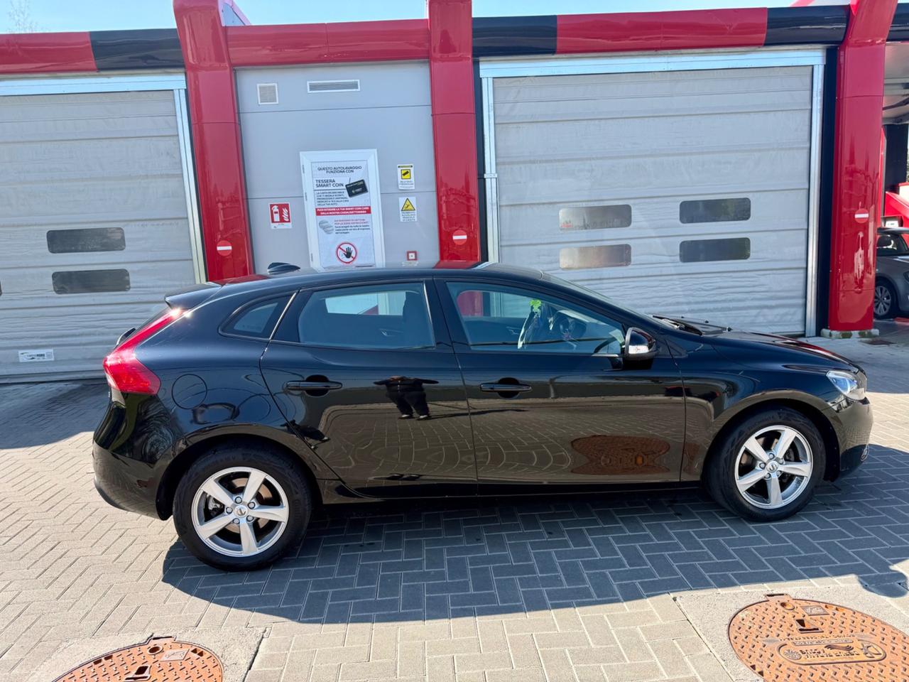 Volvo V40 D2 inscription