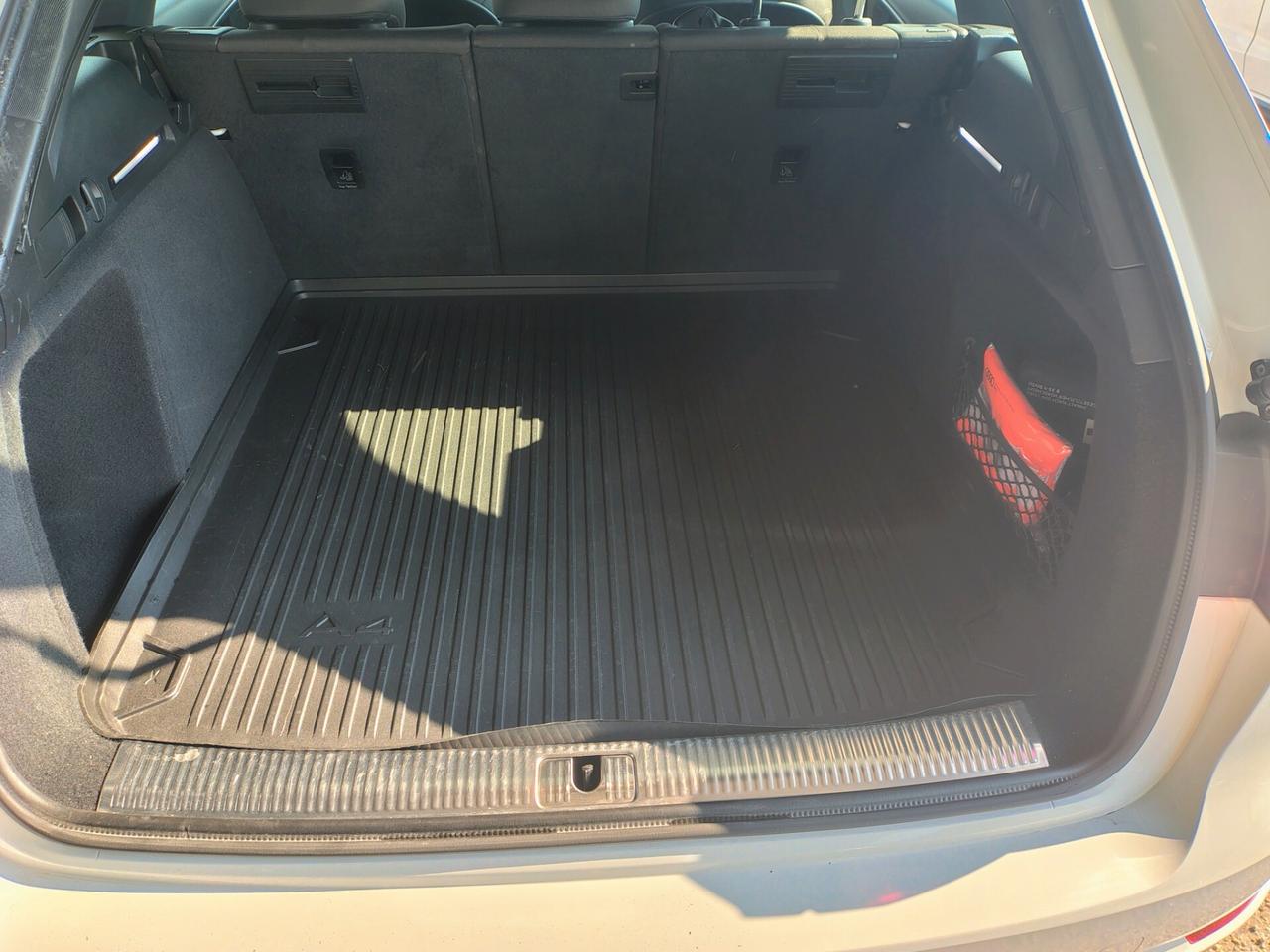 Audi A4 2.0 TDI 150 CV ultra Business Sport