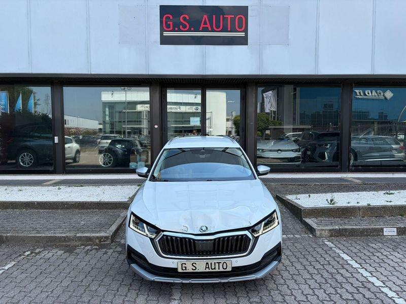 Škoda Octavia Wagon 2.0 tdi evo Scout 4x4 150cv dsg DANNEGGIATA