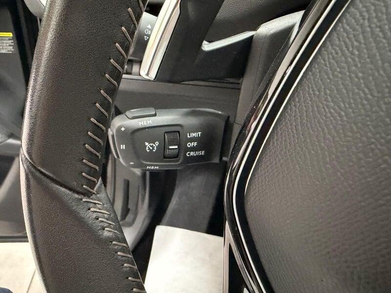 Peugeot 3008 PureTech Turbo 130 EAT8 S&S Active Pack