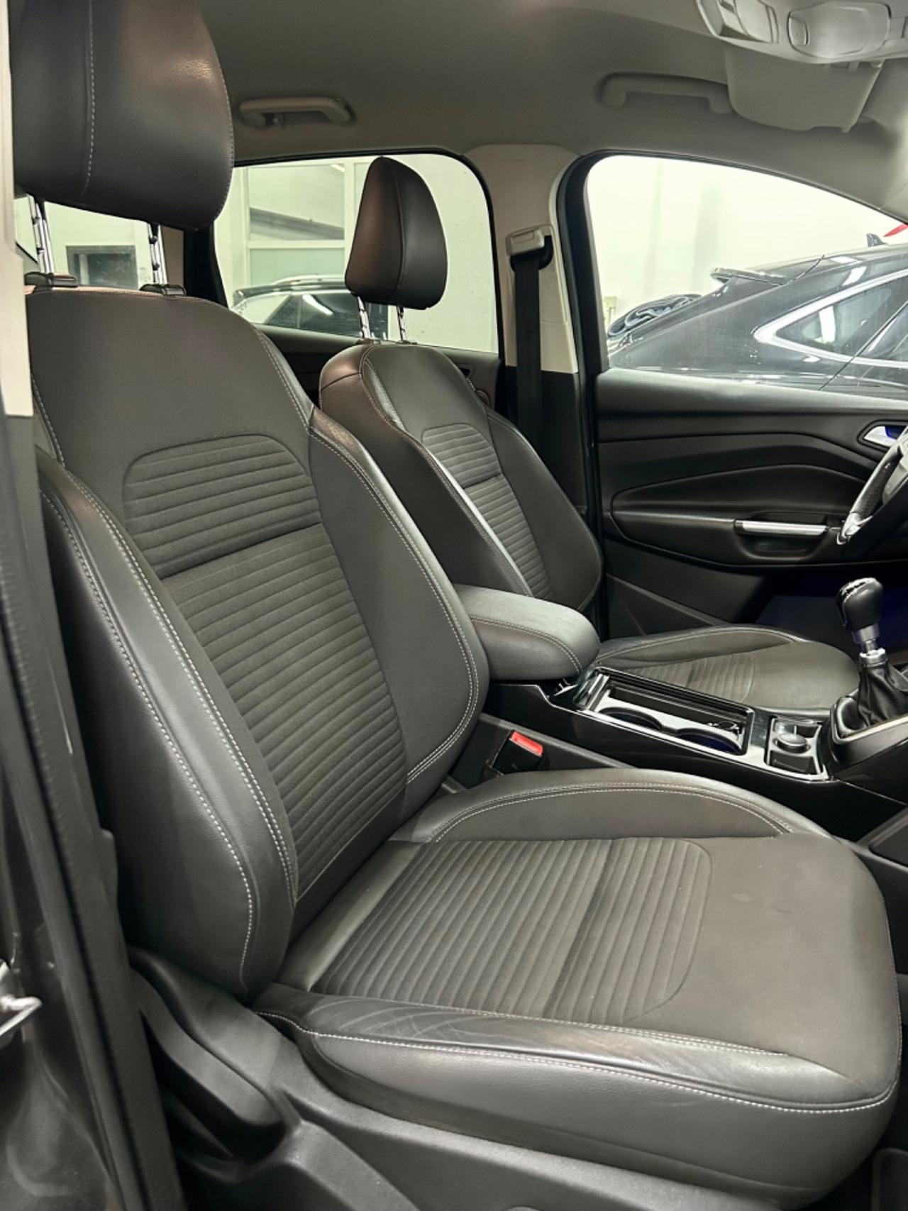 Ford Kuga 1.5 TDCI 120 CV S&S Titanium FINANZIABILE