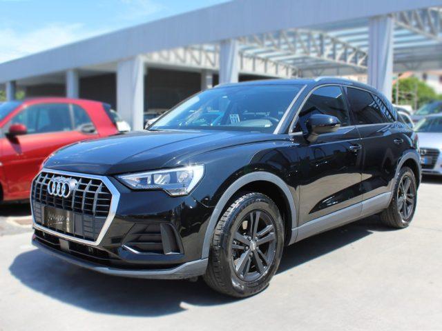 AUDI Q3 35 TFSI Business