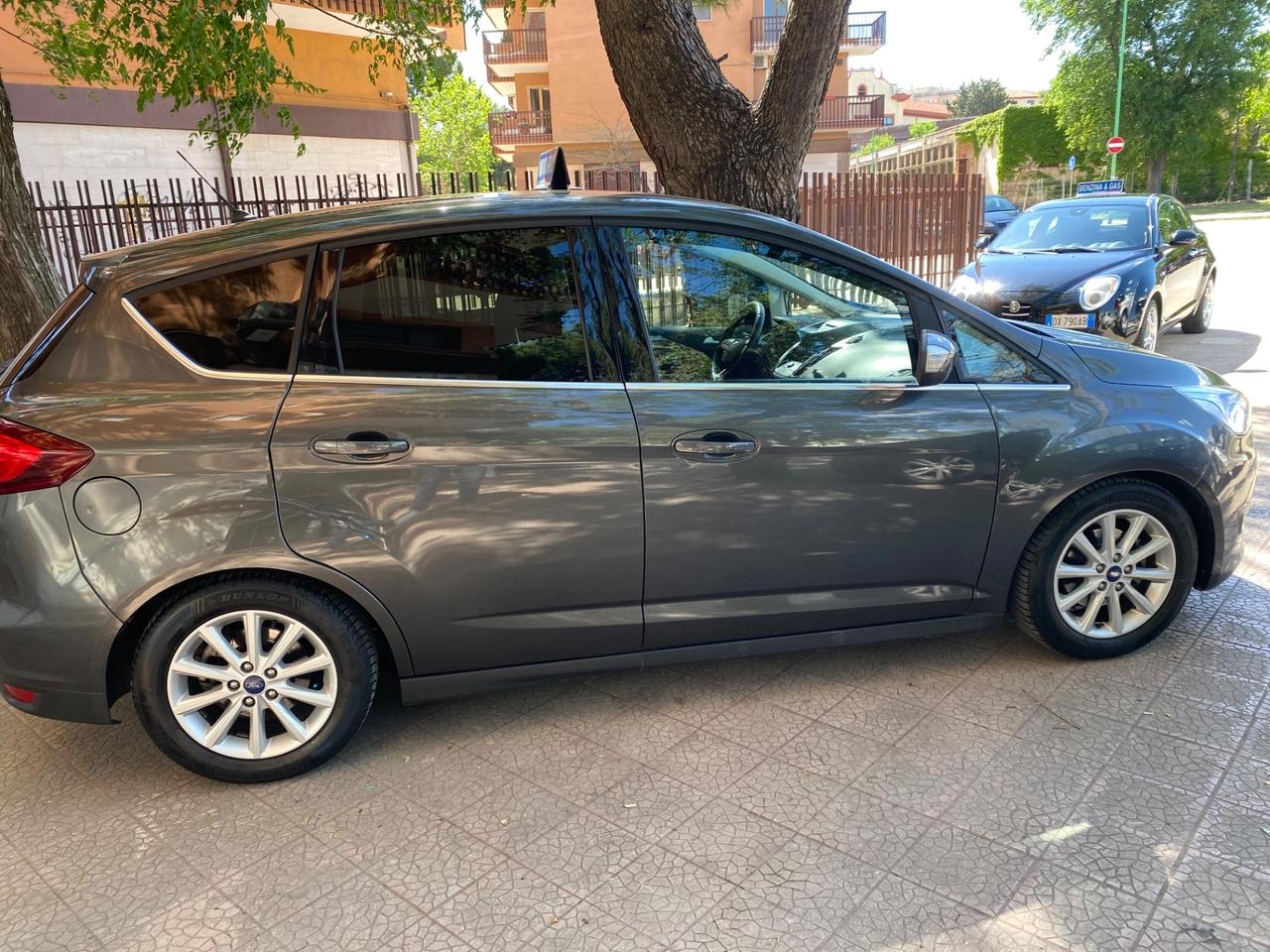 Ford C-Max 1.6 120CV GPL Titanium
