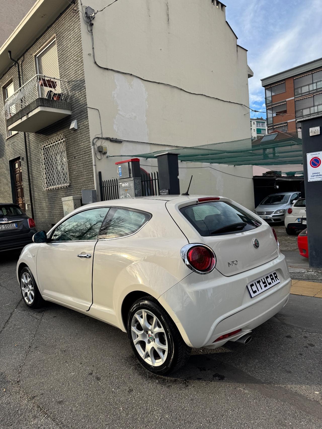 Alfa Romeo MiTo 1.4 78 CV Distinctive pelle Frau