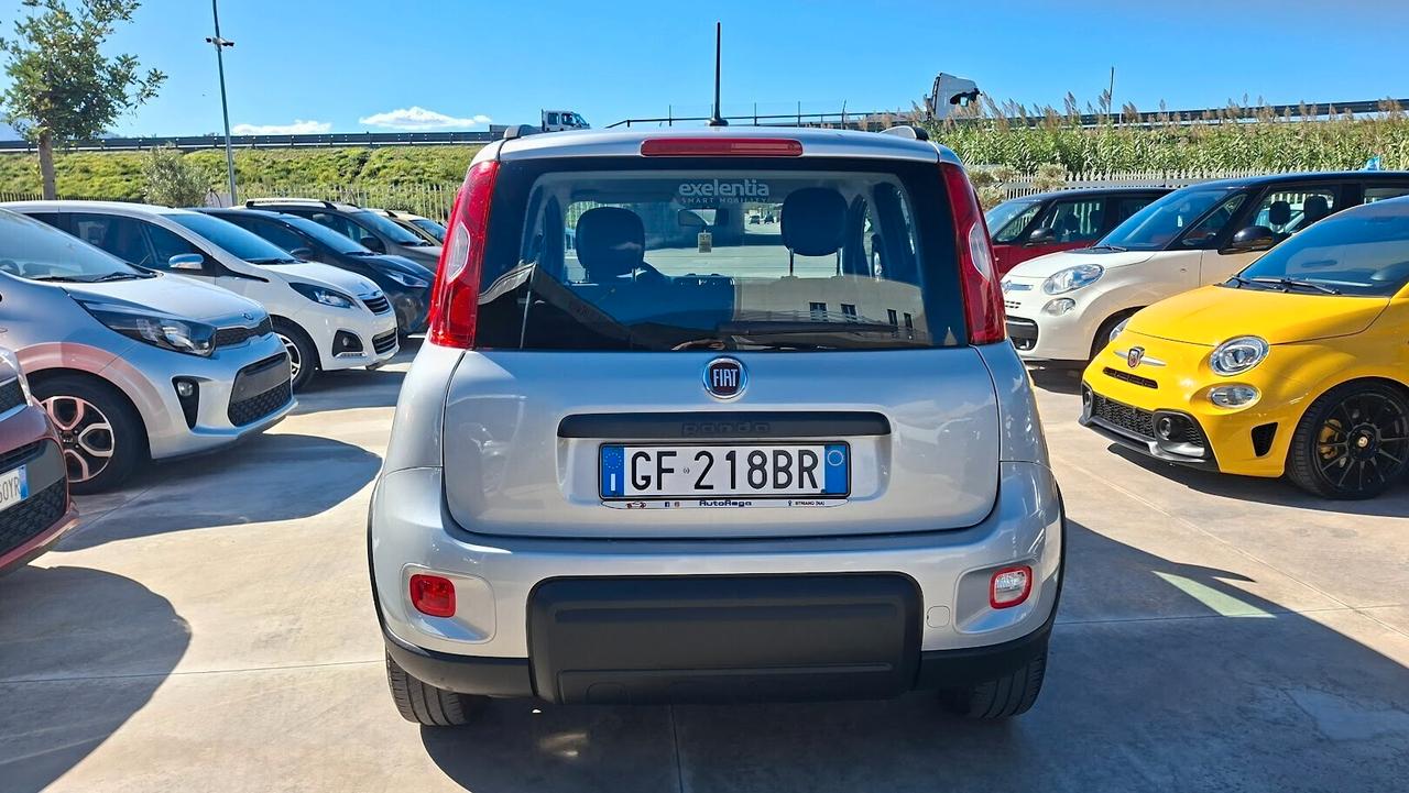 Fiat Panda 1.2 GPL di serie Trekking 2021