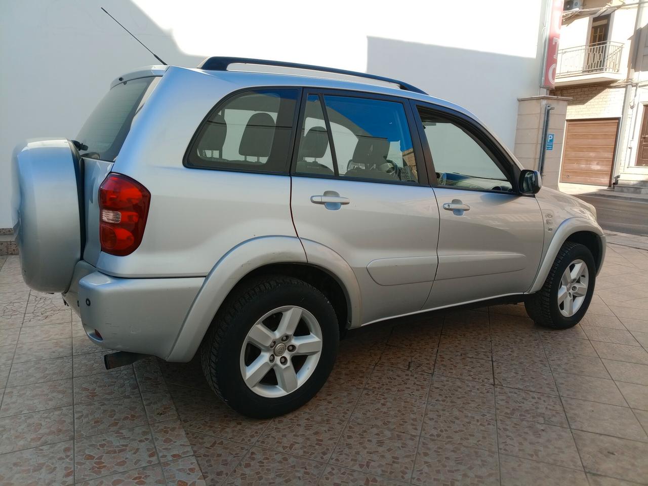 Toyota RAV 4 RAV4 2.0 Tdi D-4D cat 5 porte