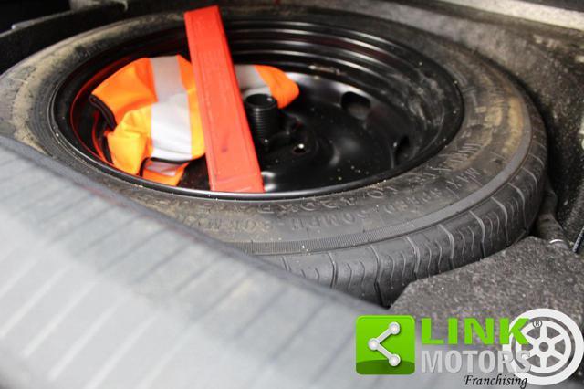 VOLKSWAGEN Tiguan 2.0 TDI SCR Business BlueMotion Technology