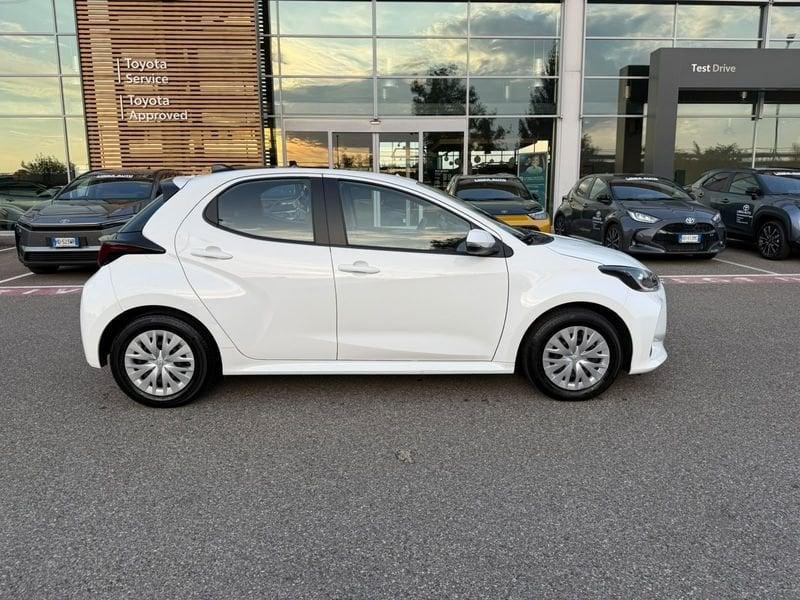 Toyota Yaris Hybrid 115 Active
