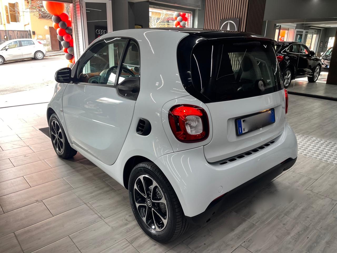 Smart ForTwo 70 1.0 Passion Fari Led VETTURA AZIENDALE PRONTA CONSEGNA VISIBILE IN SEDE !!!