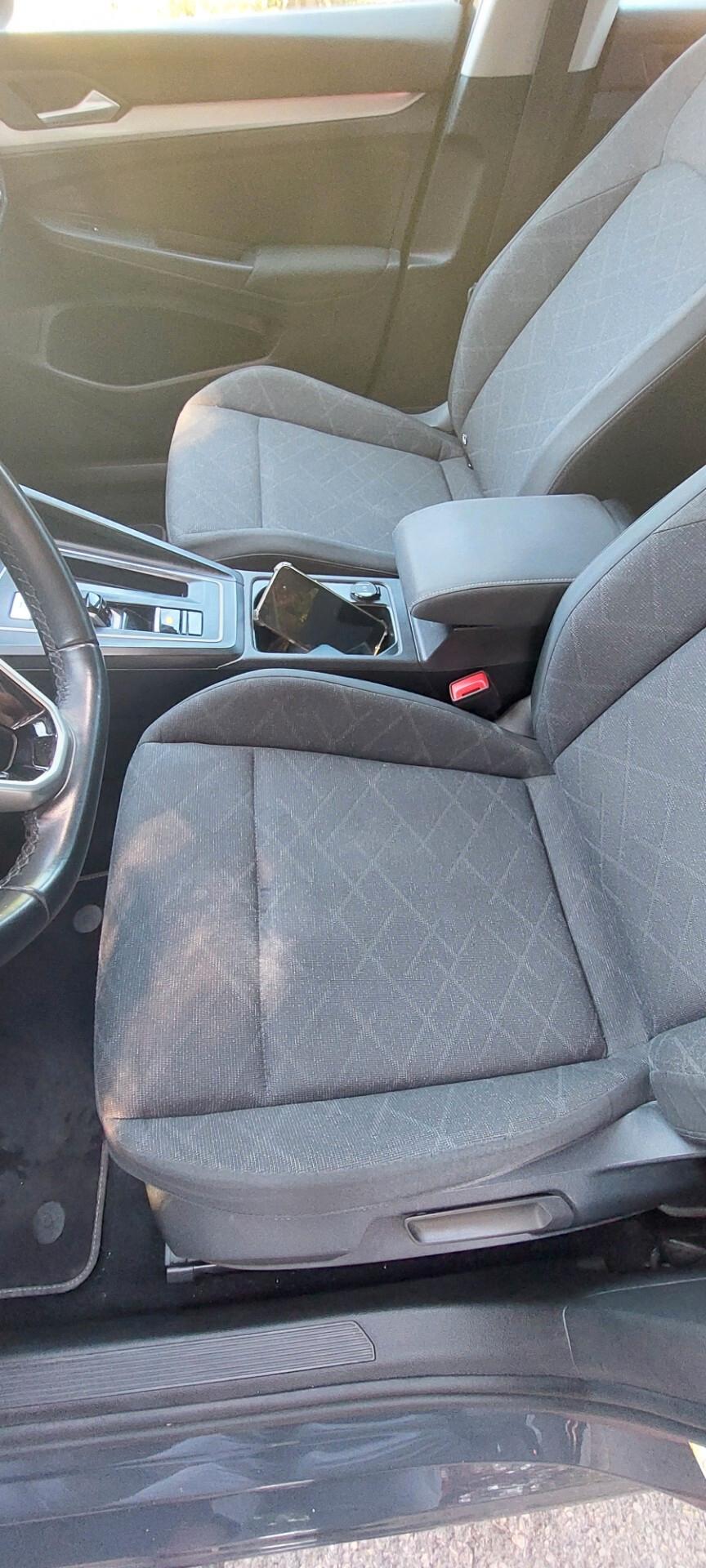 GOLF 8 DSG 2,0 DIESEL 115 CV STRAFULL NAVI LEGA TELEFONO CRUISE CAMBIO AUTOMATICO NUOVA